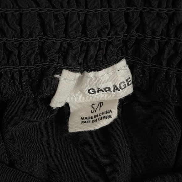 (Free When Bundled) Garage Black Skater Skirt w/ Pockets - Picture 4 of 9